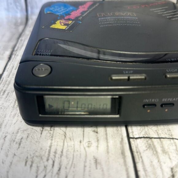 RCA RP-7901A Portable CD Compact Disc Player 1992 - Picture 3 of 13